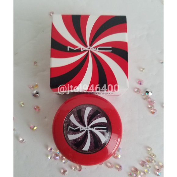 Mac Calling Your Bluff! Shadeshifter Duochrome Eyeshadow - Picture 3 of 4